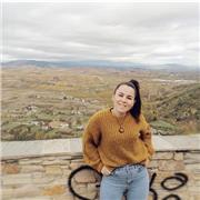 Profesora de música titulada en conservatorio nivel elemental